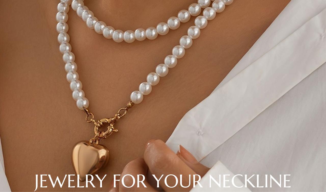 chooese right jewelry according to your neckline 