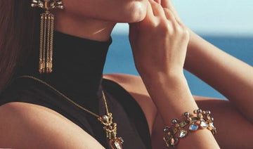Choker Chic: How Artificial Choker Necklaces Became Pakistan’s Latest Luxury Trend