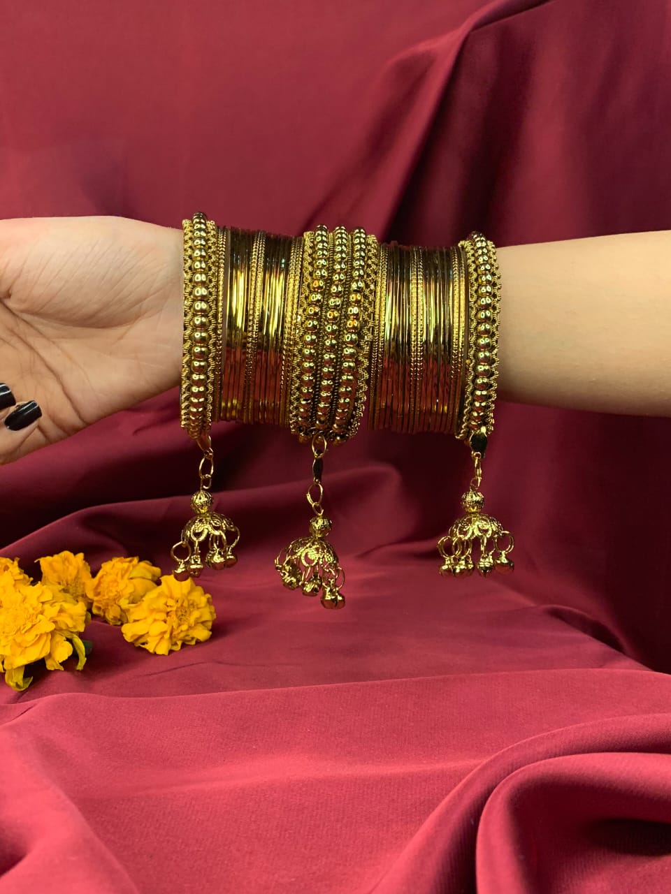 Metal Bangles Set