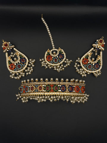 Nauratan Pearl Choker Set