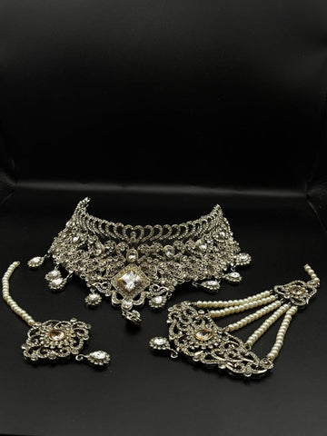 Regal Silver &amp; Pearl Bridal Set