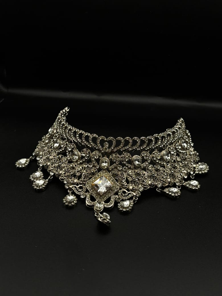 Regal Silver &amp; Pearl Bridal Set