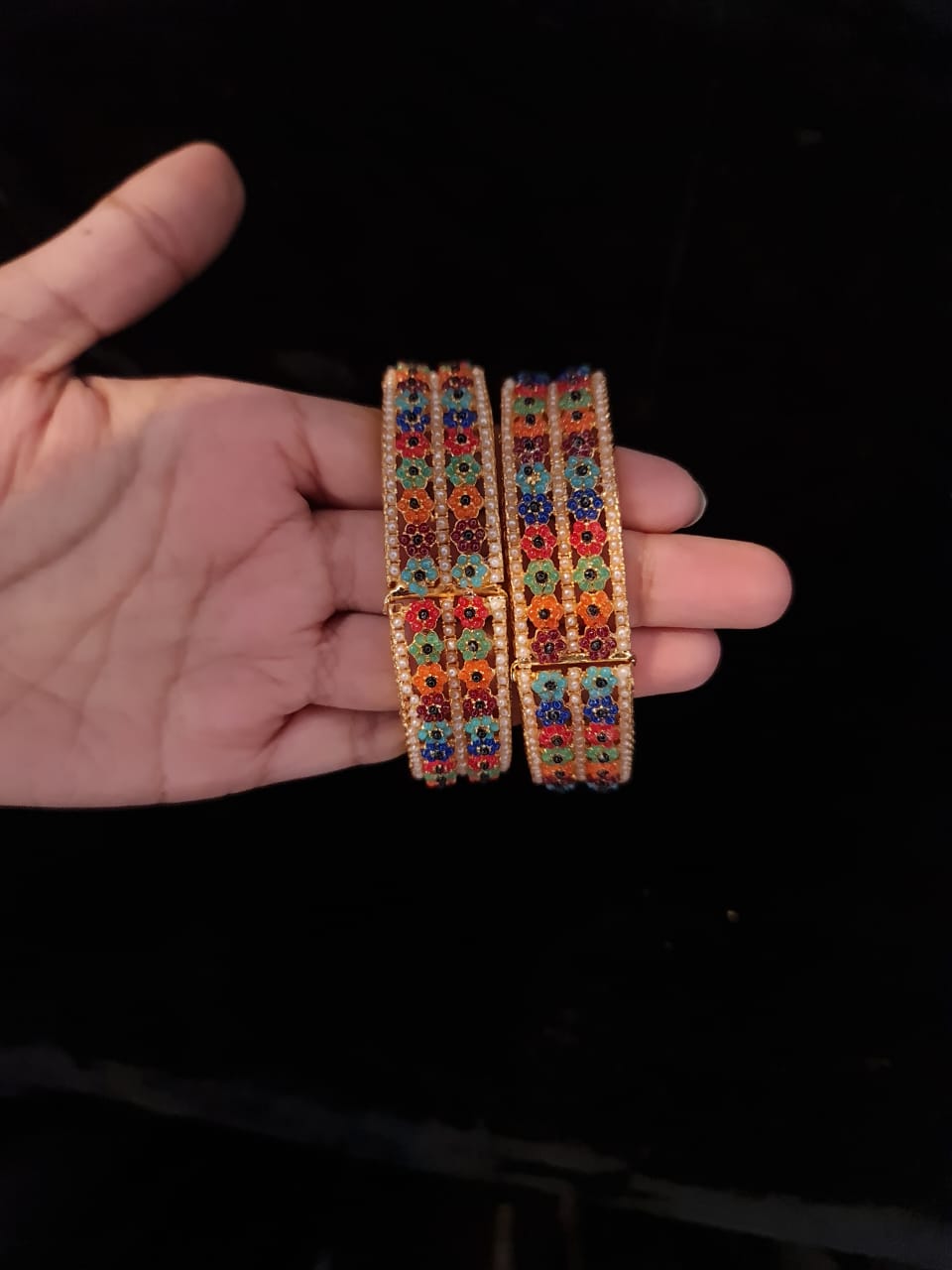 Nauratan Bangles